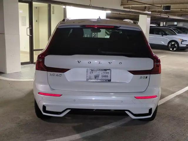 2026 Volvo XC60 B5 Core