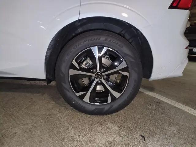 2026 Volvo XC60 B5 Core