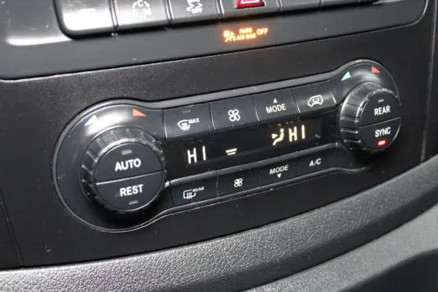 2019 Mercedes-Benz Metris Standard