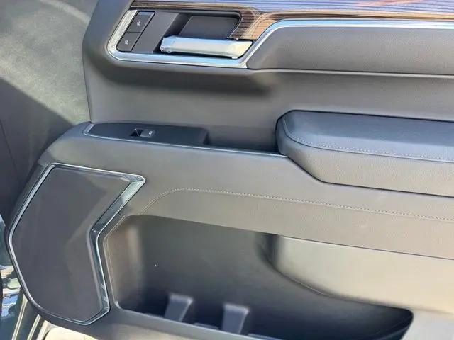 2026 Chevrolet Silverado 1500 2WD Crew Cab Short Bed LT