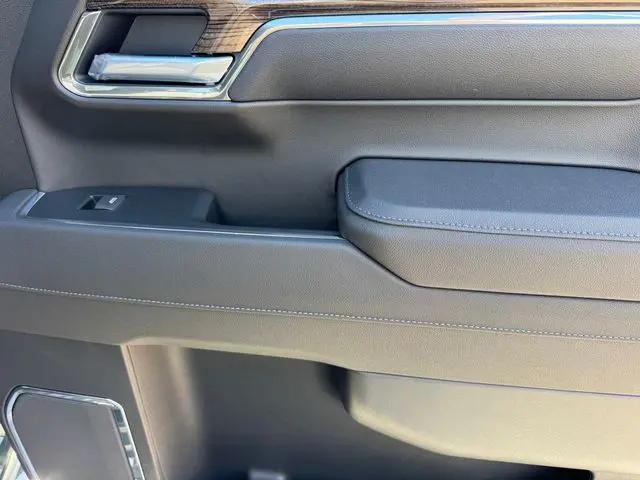 2026 Chevrolet Silverado 1500 2WD Crew Cab Short Bed LT