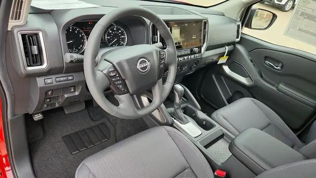 2026 Nissan Frontier Crew Cab SV 4x2