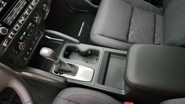 2026 Nissan Frontier Crew Cab SV 4x2