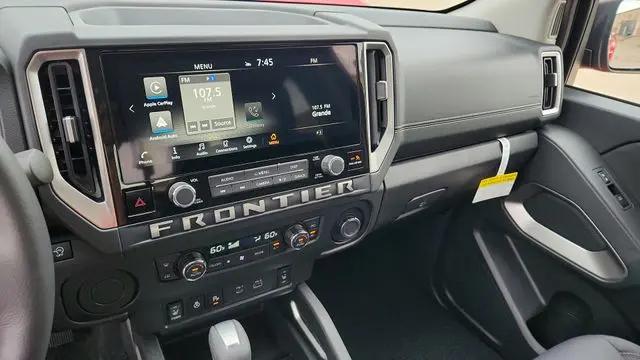 2026 Nissan Frontier Crew Cab SV 4x2