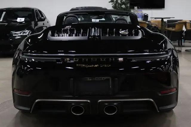 2026 Porsche 911 Carrera GTS Cabriolet
