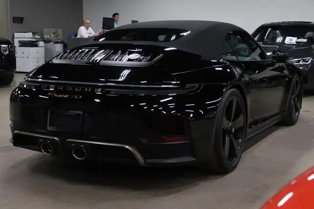 2026 Porsche 911 Carrera GTS Cabriolet