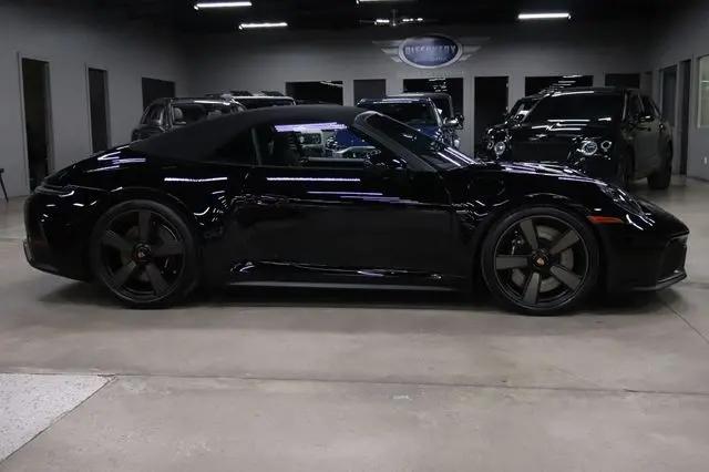 2026 Porsche 911 Carrera GTS Cabriolet