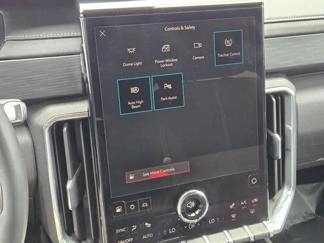 2025 GMC Acadia AWD Elevation