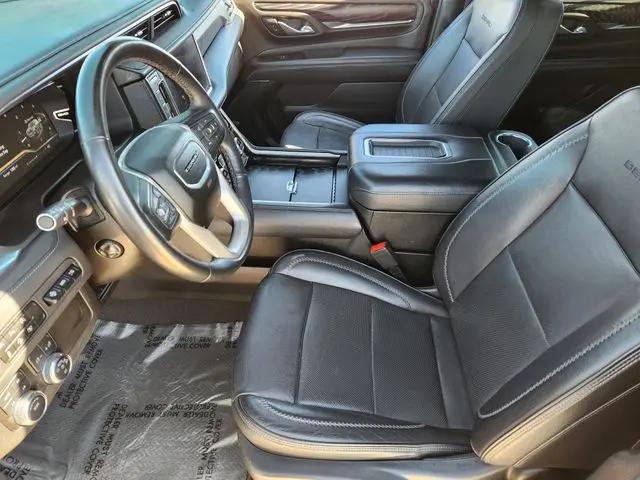 2023 GMC Yukon 4WD Denali