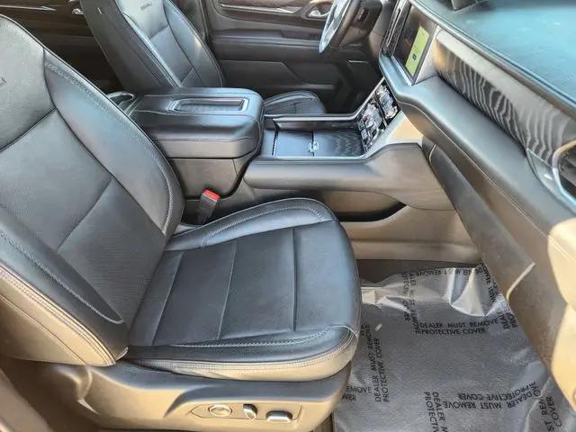 2023 GMC Yukon 4WD Denali