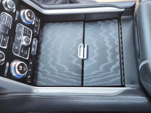 2023 GMC Yukon 4WD Denali