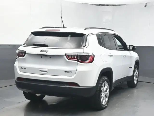 2024 Jeep Compass Latitude 4x4