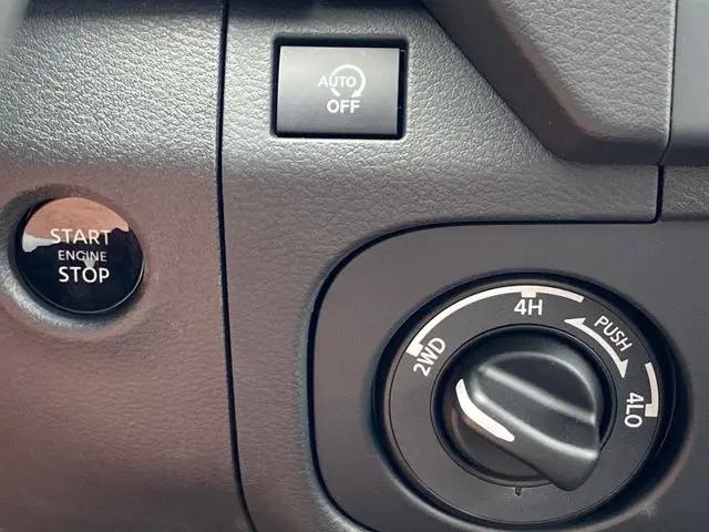2026 Nissan Frontier Crew Cab PRO-4X 4x4