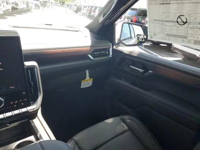2026 GMC Yukon XL 4WD Denali