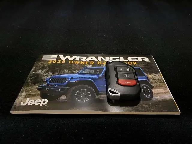 2025 Jeep Wrangler 4xe Sahara 4xe