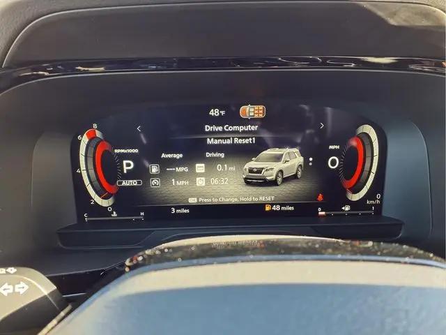 2026 Nissan Pathfinder SL