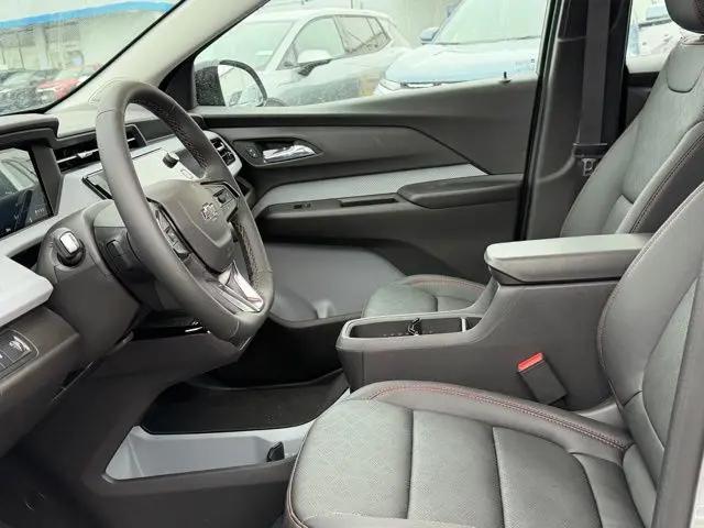 2027 Chevrolet Bolt RS FWD