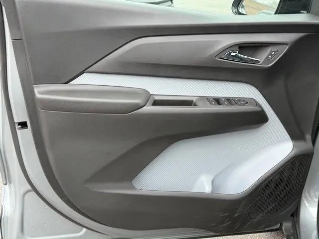 2027 Chevrolet Bolt RS FWD