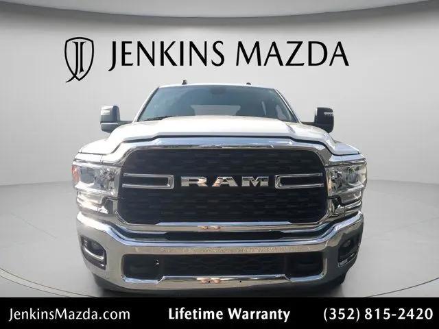 2024 Ram 3500 Big Horn Crew Cab 4x4 8' Box