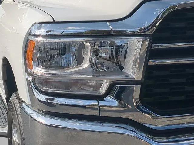 2024 Ram 3500 Big Horn Crew Cab 4x4 8' Box