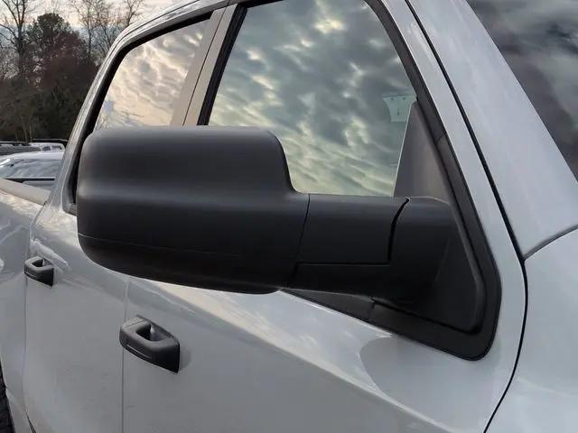 2026 Ram 1500 Warlock Crew Cab 4x4 5'7" Box