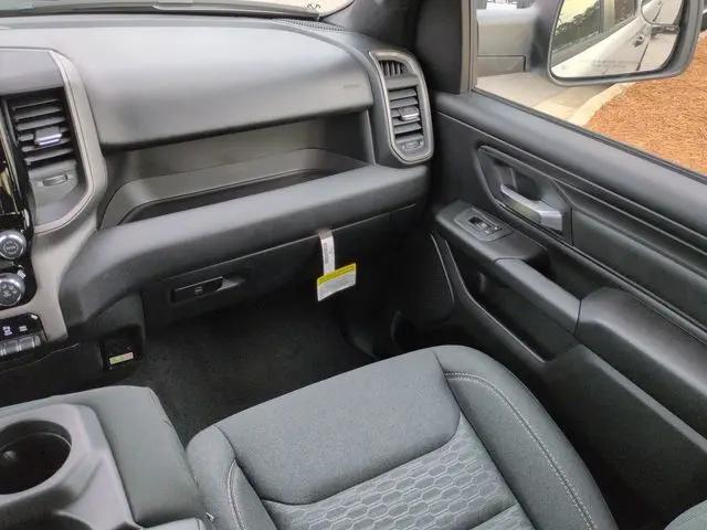 2026 Ram 1500 Warlock Crew Cab 4x4 5'7" Box