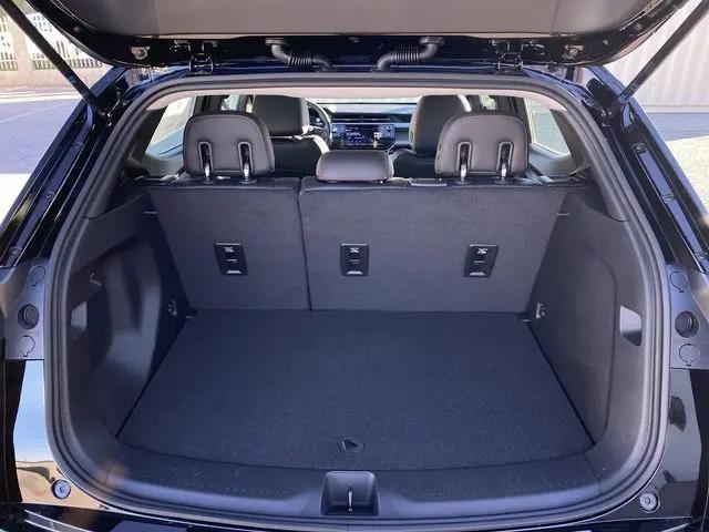 2027 Chevrolet Bolt RS FWD