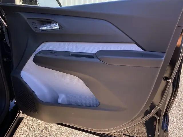 2027 Chevrolet Bolt RS FWD