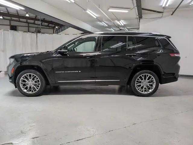 2023 Jeep Grand Cherokee L Summit 4x2