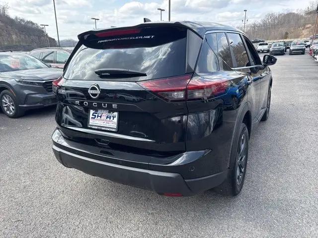 2025 Nissan Rogue SV FWD