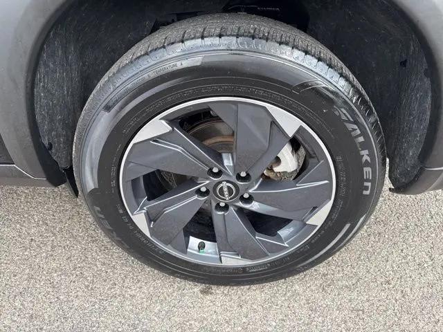 2025 Nissan Rogue SV FWD