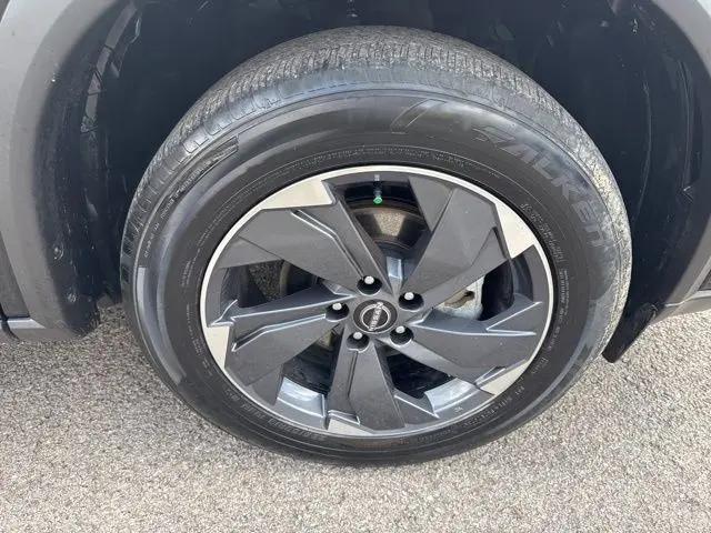 2025 Nissan Rogue SV FWD