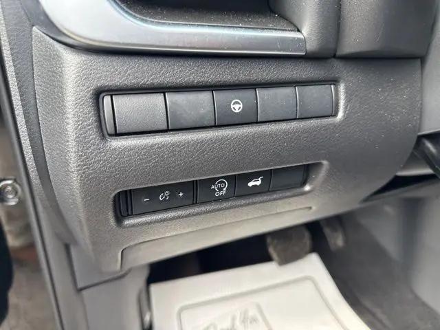 2025 Nissan Rogue SV FWD