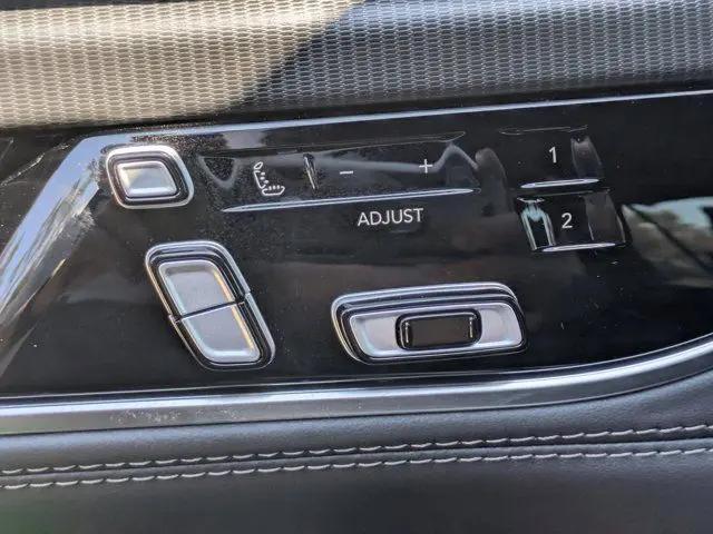 2026 Jeep Grand Wagoneer L Summit Obsidian 4x4