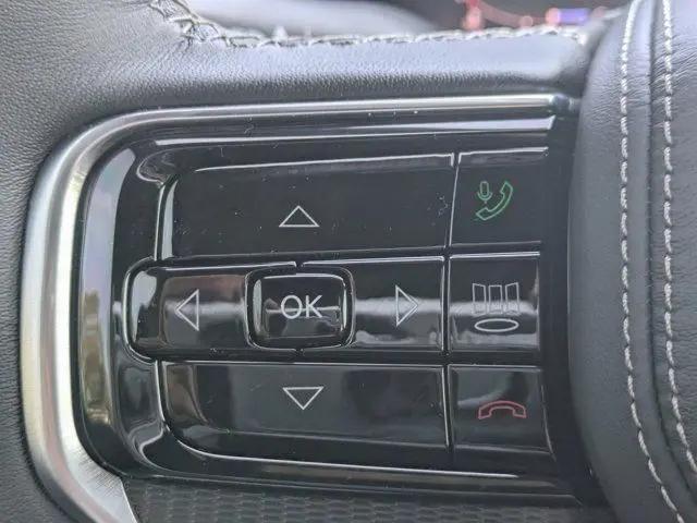 2026 Jeep Grand Wagoneer L Summit Obsidian 4x4