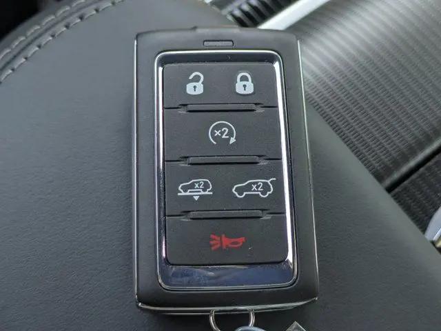 2026 Jeep Grand Wagoneer L Summit Obsidian 4x4