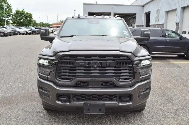2026 Ram 3500 Big Horn Crew Cab 4x4 8' Box