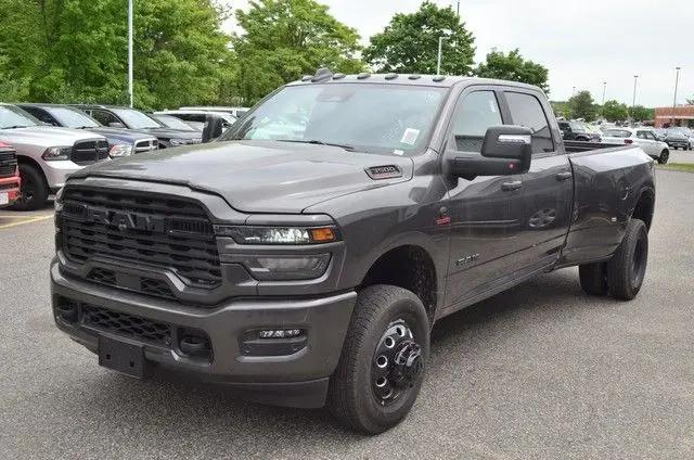 2026 Ram 3500 Big Horn Crew Cab 4x4 8' Box