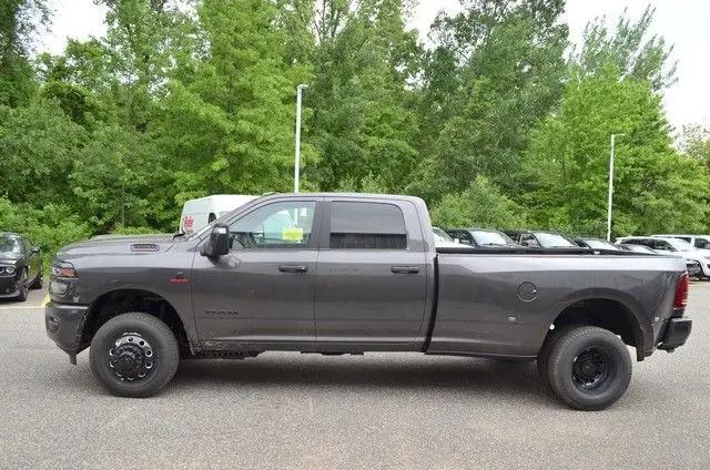 2026 Ram 3500 Big Horn Crew Cab 4x4 8' Box