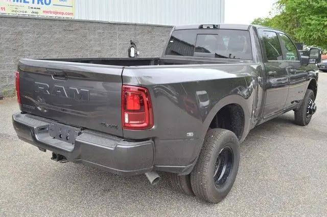 2026 Ram 3500 Big Horn Crew Cab 4x4 8' Box