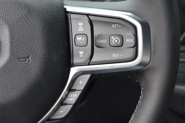 2026 Ram 3500 Big Horn Crew Cab 4x4 8' Box
