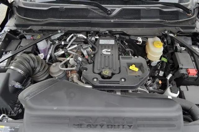 2026 Ram 3500 Big Horn Crew Cab 4x4 8' Box