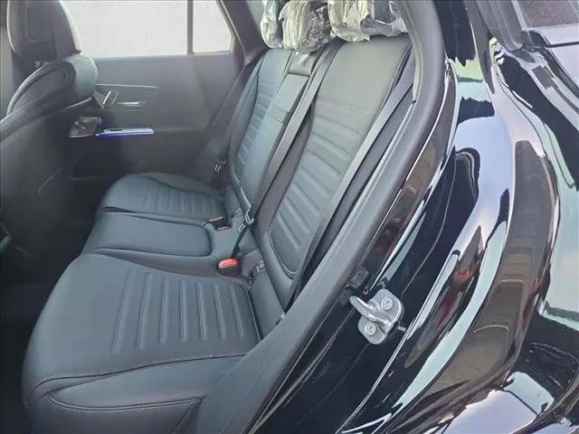 2026 Mercedes-Benz GLC 4MATIC