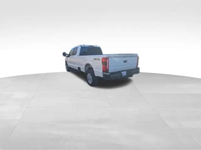 2026 Ford F-350 XLT