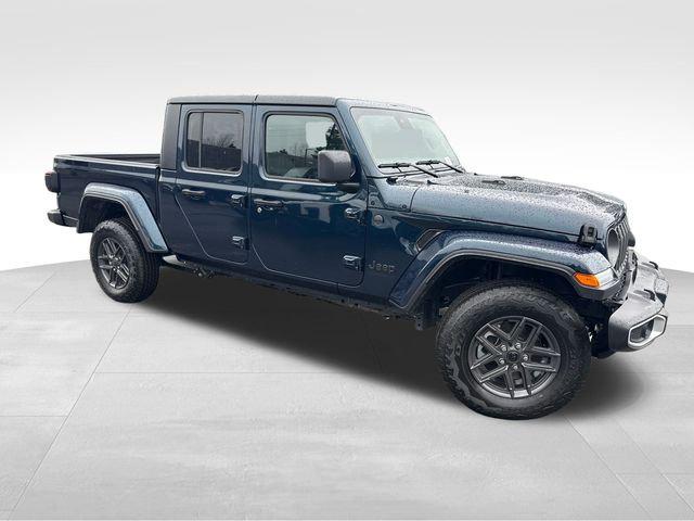 2025 Jeep Gladiator GLADIATOR SPORT S 4X4
