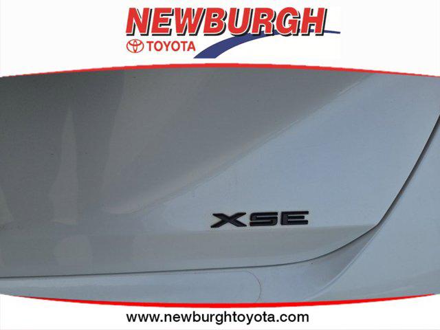 2019 Toyota Avalon XSE