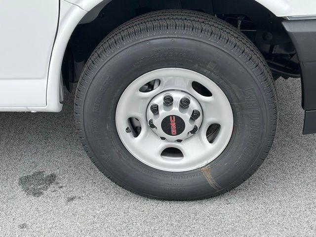 2026 GMC Savana Cargo 2500 Regular Wheelbase, Work Van, RWD