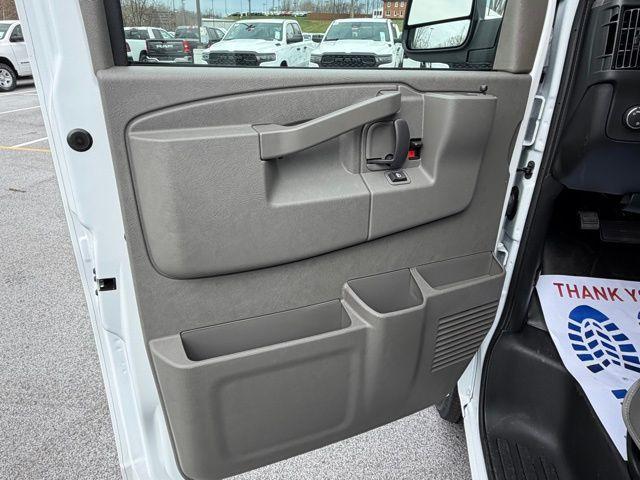 2026 GMC Savana Cargo 2500 Regular Wheelbase, Work Van, RWD