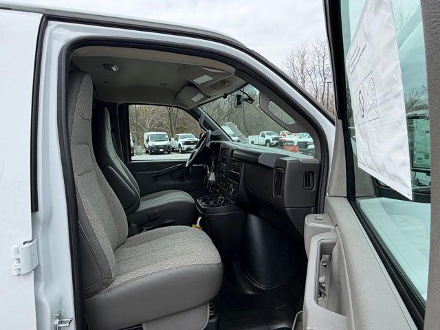 2026 GMC Savana Cargo 2500 Regular Wheelbase, Work Van, RWD
