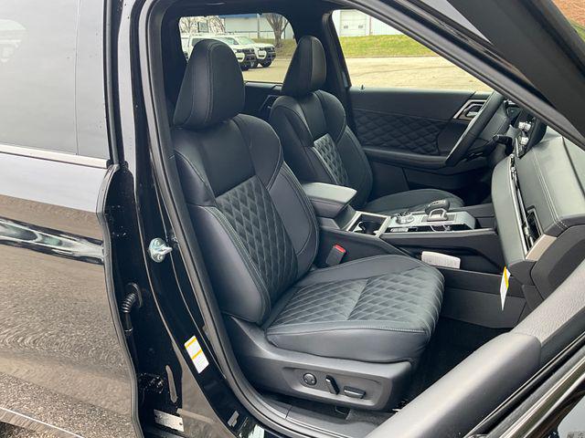 2026 Nissan Rogue Plug-In Hybrid Platinum